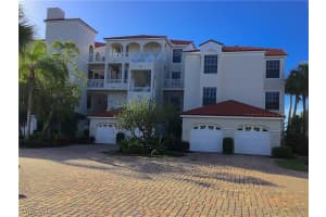 1530 Clermont Drive, Naples, FL 34109 Sold 03/27/25