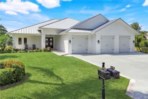 16440 Oakview Circle, Alva, FL 33920 Sold 07/21/25