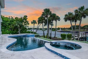 16410 Oakview Circle, Alva, FL 33920 Sold 12/16/24