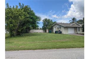 4875 Tahiti Lane, Naples, FL 34112 Sold 11/12/24
