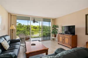 5 Bluebill Avenue, Naples, FL 34108 - MLS#224085733