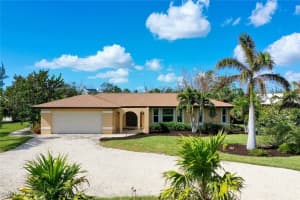 9475 Beverly Lane, Sanibel, FL 33957 Sold 02/28/25