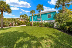 838-840 Rabbit Road, Sanibel, FL 33957 - MLS#224085910