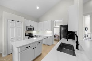 11845 Bramble Court, Naples, FL 34120 - MLS#224085911
