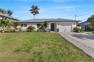 27099 Belle Rio Dr, Bonita Springs