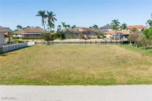 1748 Wavecrest Court, Marco Island, FL 34145 - MLS#224086046