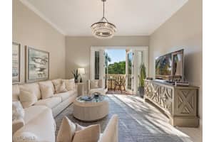 627 6TH Avenue, Naples, FL 34102 - MLS#224086097