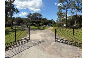 1320 Saint Clair Shores Road, Naples, FL 34104 Sold 01/03/25