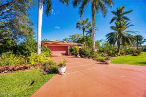 2601 Outrigger Lane, Naples, FL 34104 Sold 01/14/25