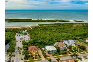 524 Spinnaker Drive, Marco Island, FL 34145 Sold 02/21/25