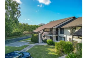 800 Misty Pines Circle, Naples, FL 34105 Sold 07/02/25