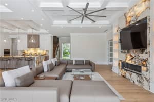 3280 Crayton Road, Naples, FL 34103 - MLS#224086445
