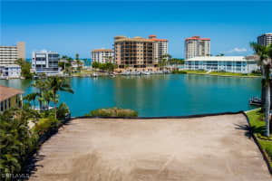141 Conners Avenue, Naples, FL 34108 - MLS#224086469