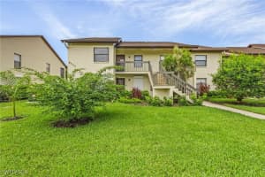 9295 Lake Park Drive, Fort Myers, FL 33919 Sold 03/28/25