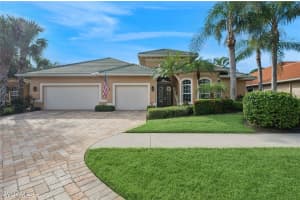 4908 Rustic Oaks Cir, Naples