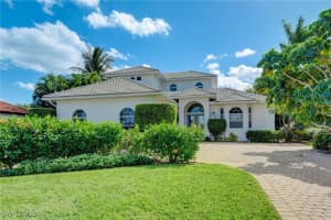 586 South Golf Drive, Naples, FL 34102 Sold 03/10/25