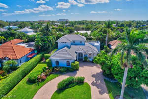 586 South Golf Drive, Naples, FL 34102 Sold 03/10/25