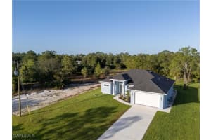 325 Scott Avenue, Lehigh Acres, FL 33936 Sold 12/17/24