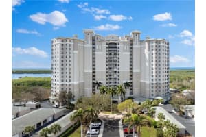 1001 Arbor Lake Dr 307, Naples