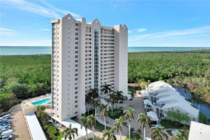 6101 Pelican Bay Blvd 1402, Naples