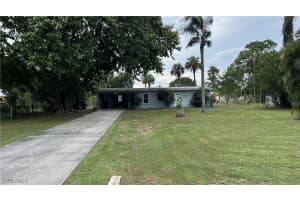 109 Lincoln Avenue, Lehigh Acres, FL 33936 Sold 02/20/25