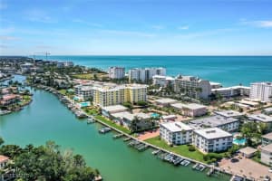 1930 Gulf Shore Boulevard, Naples, FL 34102 Sold 04/14/25