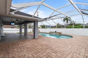 1013 33rd Terrace, Cape Coral, FL 33914 Sold 12/18/24