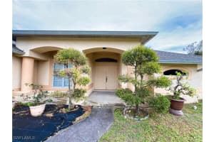 4895 Golfview Boulevard, Lehigh Acres, FL 33973 Sold 09/16/25