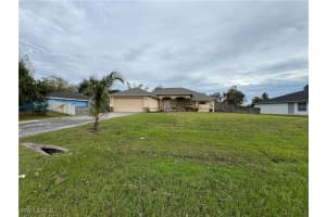 4895 Golfview Boulevard, Lehigh Acres, FL 33973 Sold 09/16/25