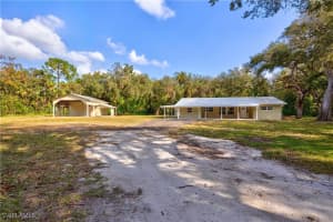 2360 Old N River Road, Labelle, FL 33935 Sold 01/31/25