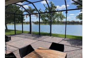 14940 Edgewater Cir, Naples