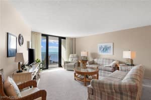 260 Seaview Court, Marco Island, FL 34145 - MLS#224087268