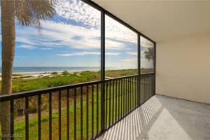 671 Gulf Drive, Sanibel, FL 33957 Sold 03/27/25