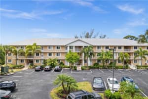 3041 Sandpiper Bay Circle, Naples, FL 34112 Sold 02/21/25