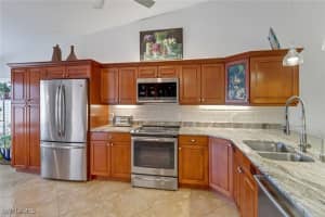 2395 Hidden Lake Dr 4608, Naples
