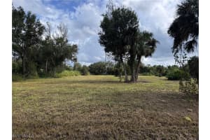 7961 Bartholomew Drive, North Fort Myers, FL 33917 Sold 11/27/24