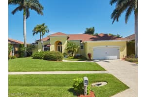 1442 Biscayne Way, Marco Island
