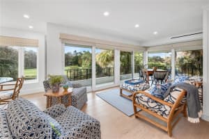 102 Clubhouse Drive, Naples, FL 34105 Sold 12/03/24