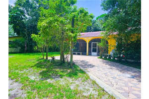571 Lincoln Avenue, Labelle, FL 33935 - MLS#224087610