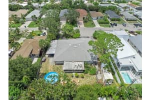 670 95th Avenue, Naples, FL 34108 Sold 02/27/25