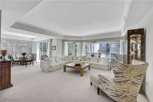 8410 Abbington Circle, Naples, FL 34108 Sold 01/29/25