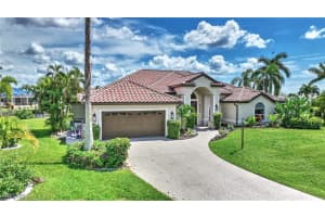 2000 44th Terrace, Cape Coral, FL 33914 - MLS#224087701
