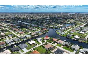 2000 44th Terrace, Cape Coral, FL 33914 - MLS#224087701