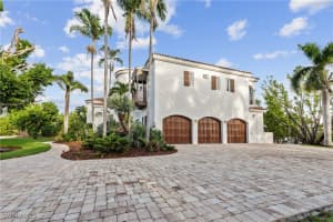 1052 Whisperwood Way, Sanibel, FL 33957 Sold 02/18/25