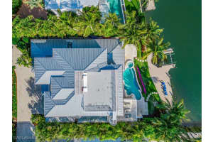 696 15th Avenue, Naples, FL 34102 Sold 03/03/25
