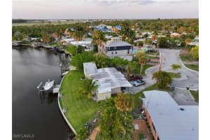 1842 Harbor Place, Naples, FL 34104 - MLS#224087930