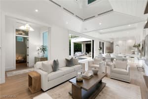 535 2nd Avenue, Naples, FL 34102 Sold 12/19/24
