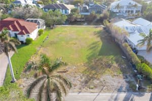 5090 Seahorse Avenue, Naples, FL 34103 Sold 05/20/25
