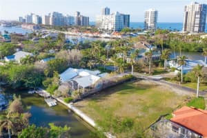 5090 Seahorse Avenue, Naples, FL 34103 Sold 05/20/25