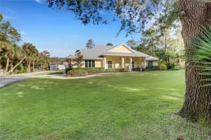 282 13th Street, Naples, FL 34120 Sold 07/03/25